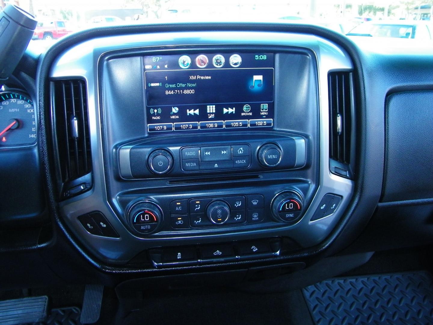 2018 Red /Black Chevrolet Silverado 1500 LT Z71 (3GCUKREC8JG) with an 5.3 V8 engine, Automatic transmission, located at 4000 Bee Ridge Road, Sarasota, FL, 34233, (941) 926-0300, 27.298664, -82.489151 - Photo#17